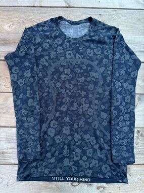 Lululemon Swiftly Tech Long-Sleeve